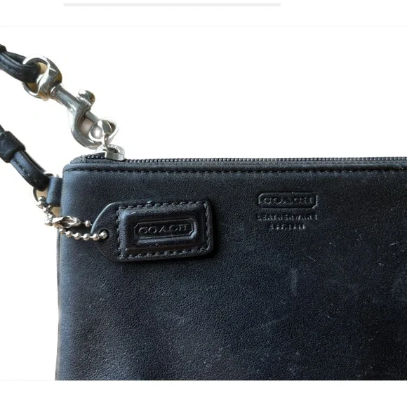 SOLD - Coach Leather Wristlet Clutch | Black - Picture 3 of 6